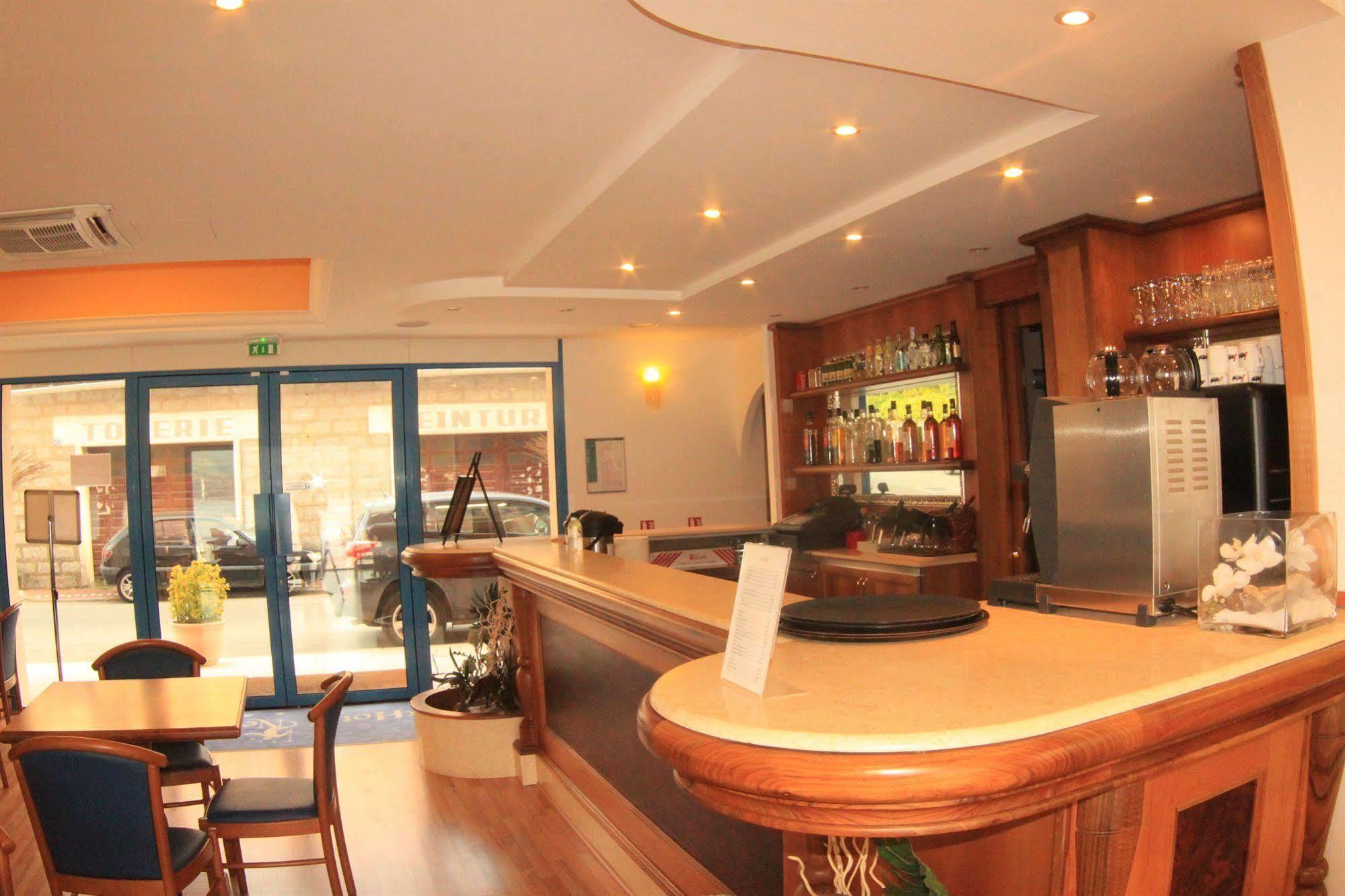 Le Neptune & Spa โพรพริอาโน ภายนอก รูปภาพ